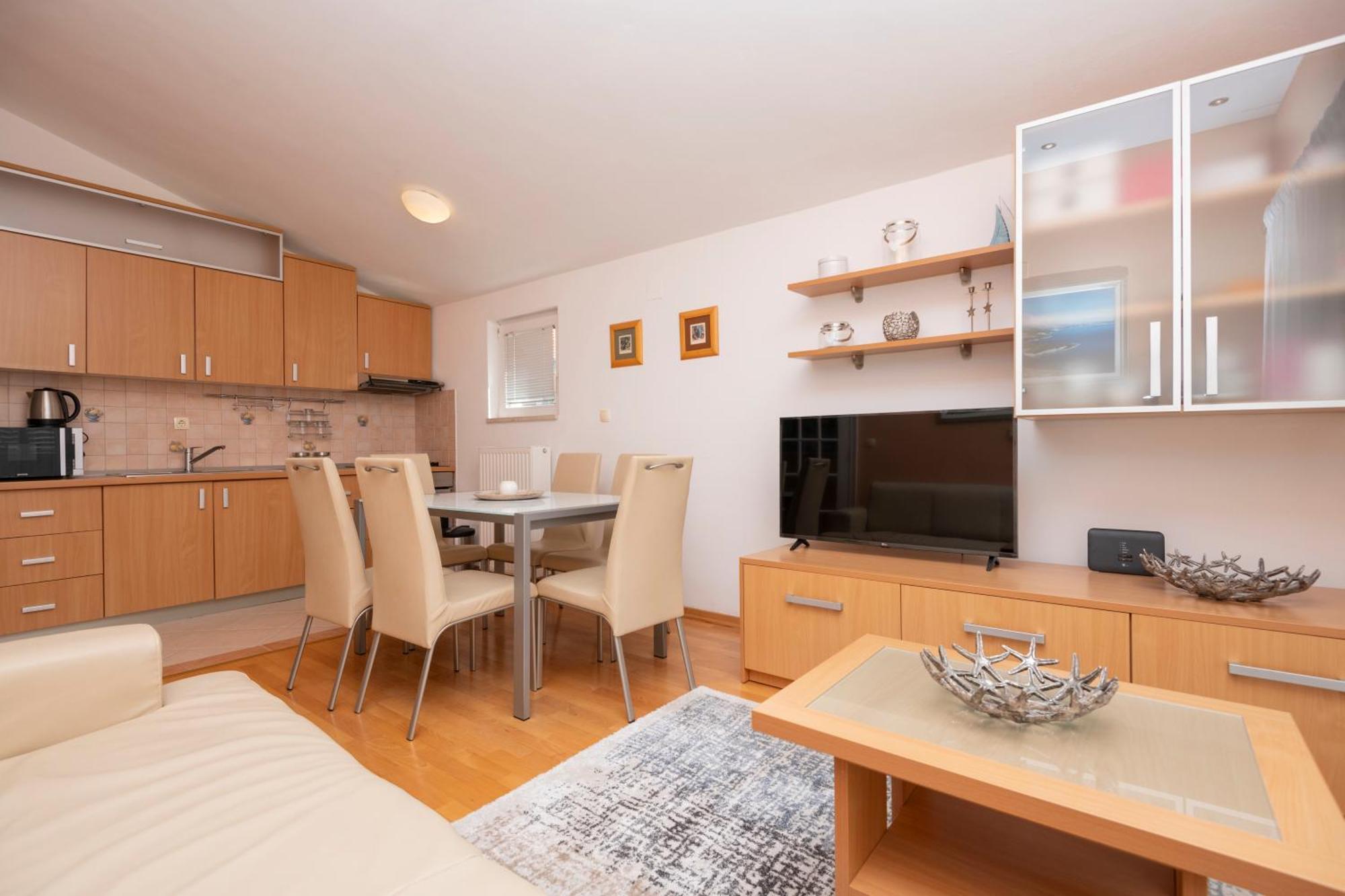 Apartment Family Marita *